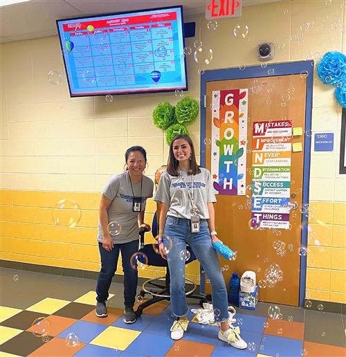 Columbia elementary teachers operating bubble machine