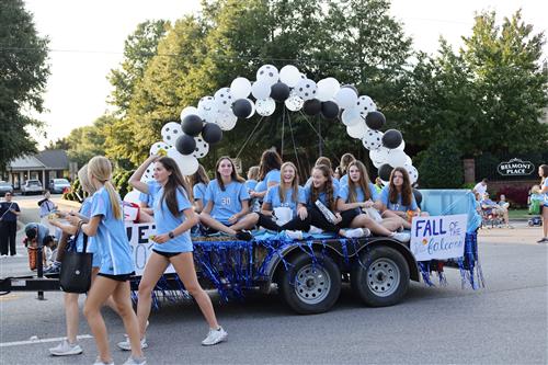 Homecoming float