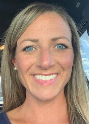 Head Coach Laura Vines Head Coach Laura Vines